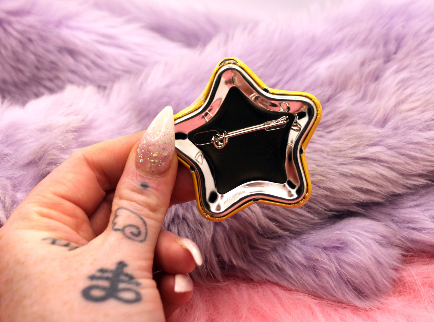No.1 Bitey Girl Star Badge (55mm)