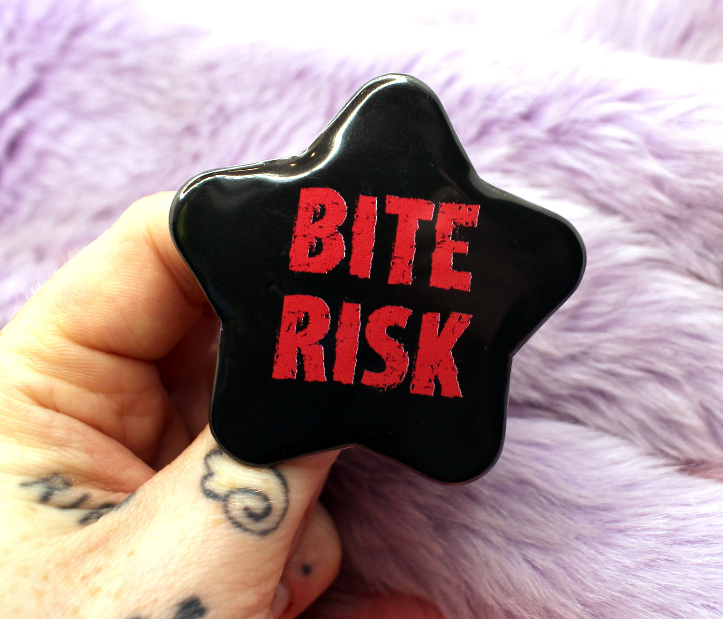 Bite Risk Star Badge (55mm)