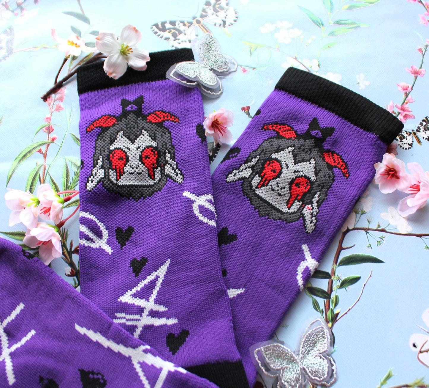 Cult of the Lamb Purple Goat Crew Socks (Mens Size 4-12 UK)