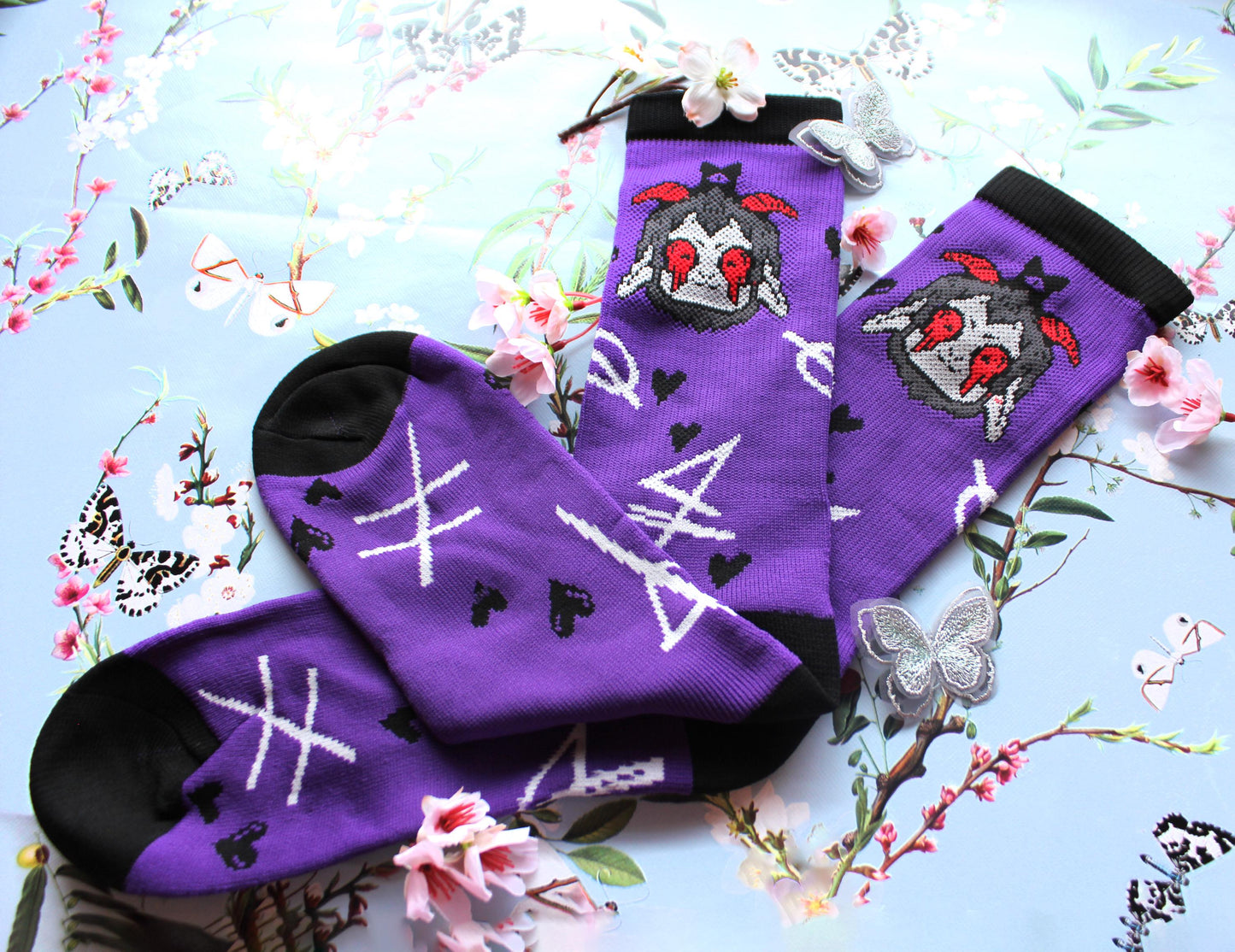 Cult of the Lamb Purple Goat Crew Socks (Mens Size 4-12 UK)