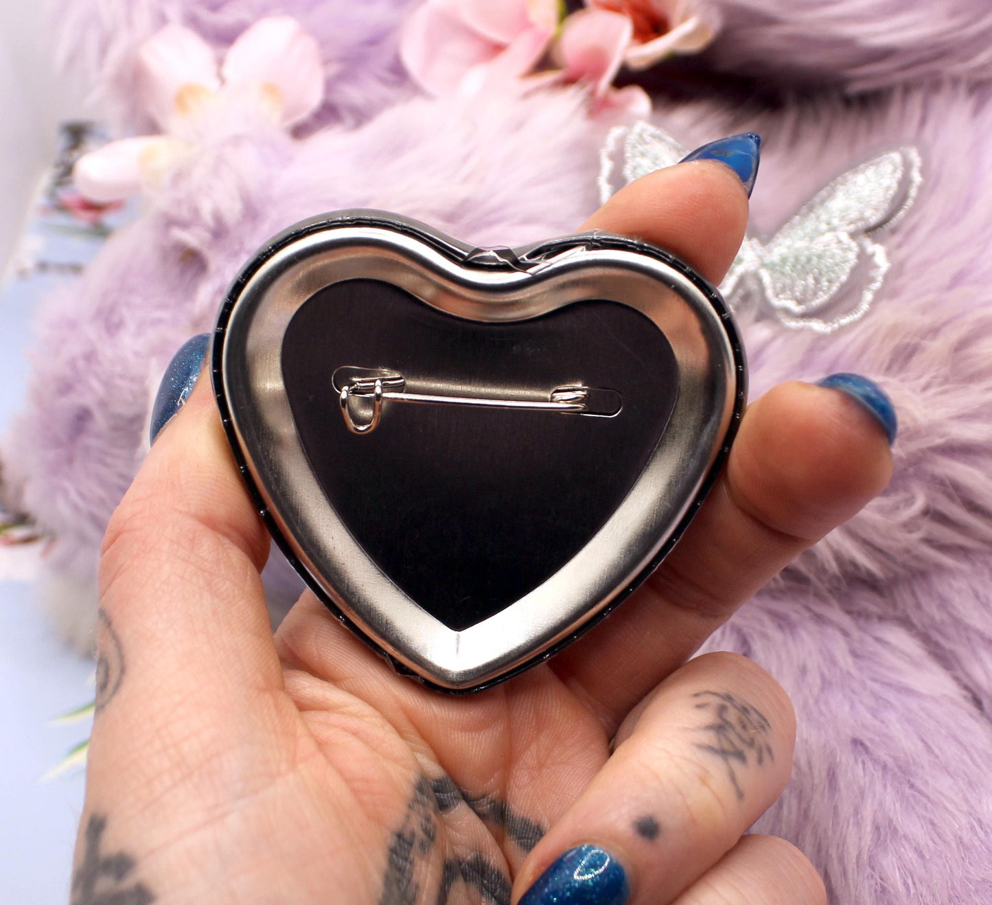Kpop Demon Hunters Sussie Magpie Heart Badge (55mm)