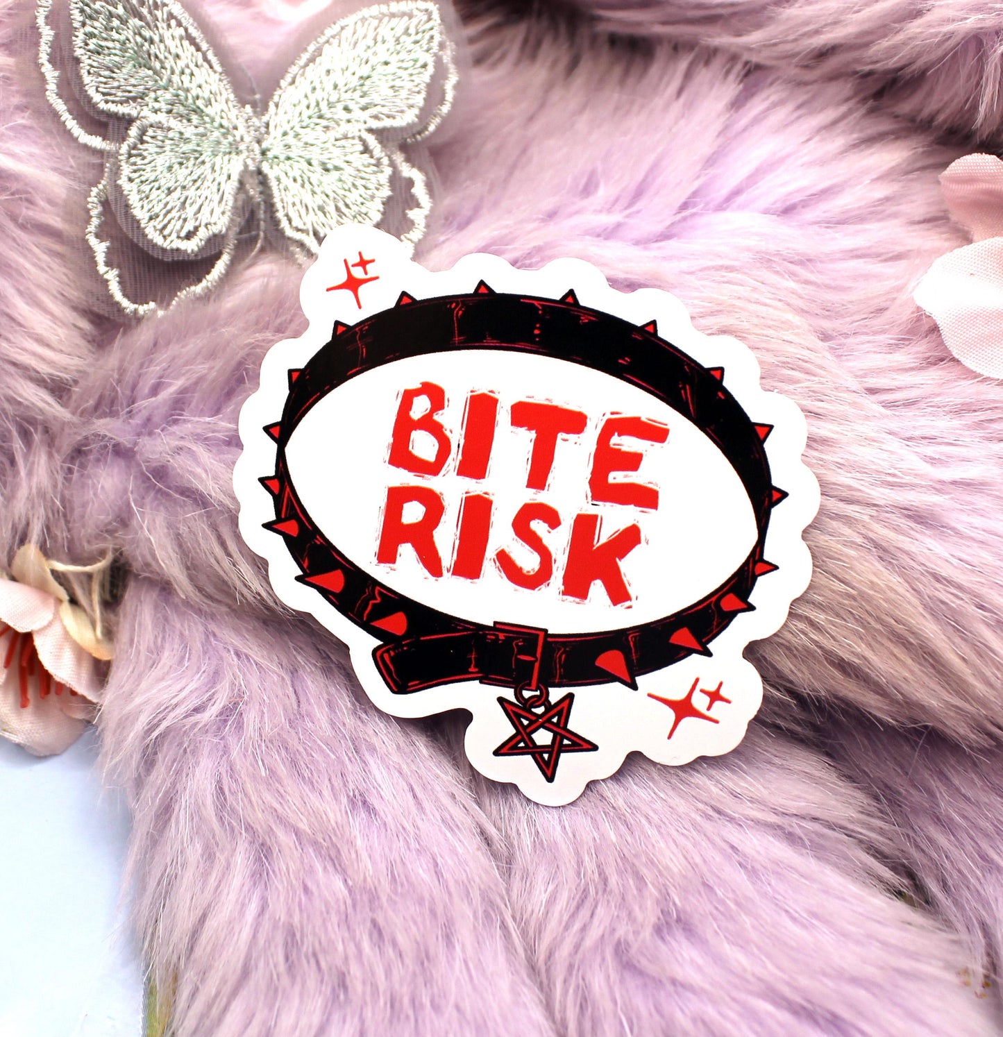 Bite Risk Black Red Collar Sticker (60mm)