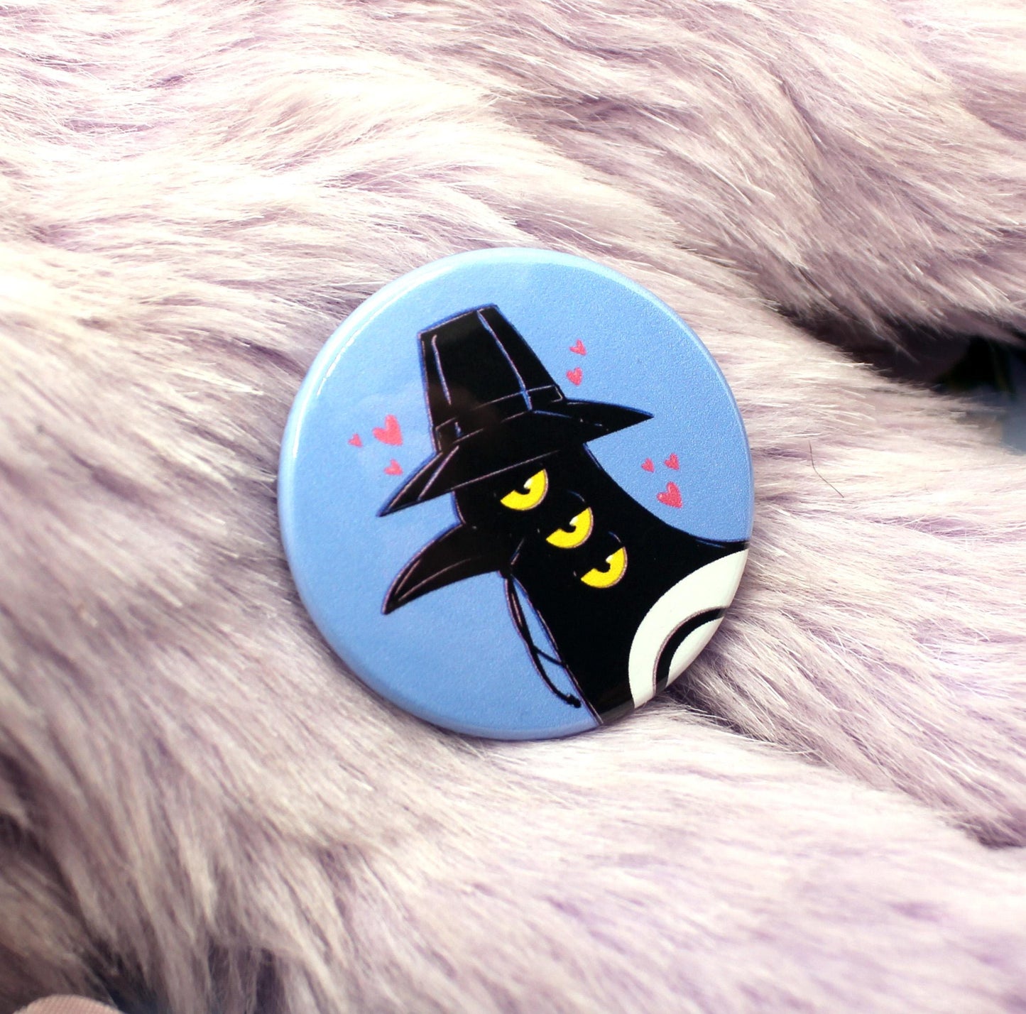 Sussie Magpie Circular Badge (38mm) - Kpop Demon Hunters