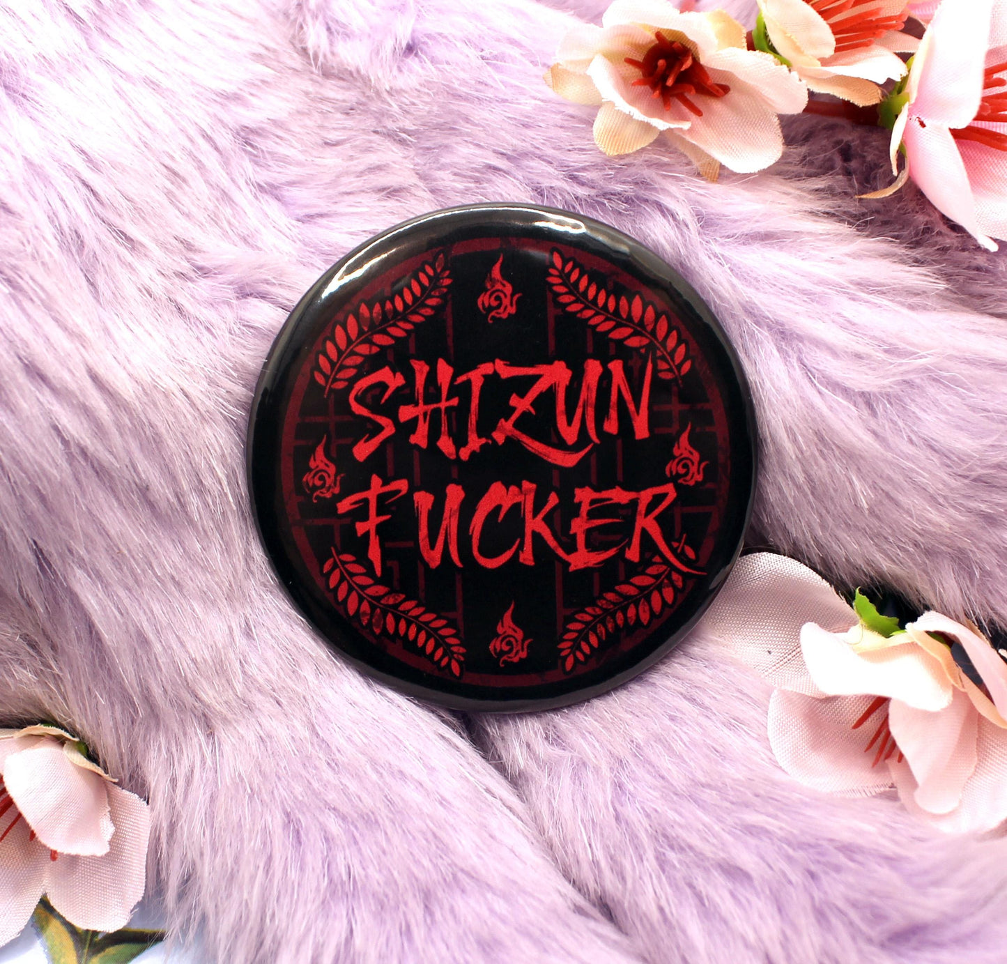 Shizun Fucker Large Circular Badge (58mm) - Danmei Inspired Scum Villain MXTX Husky and his White Cat Shizun Erha