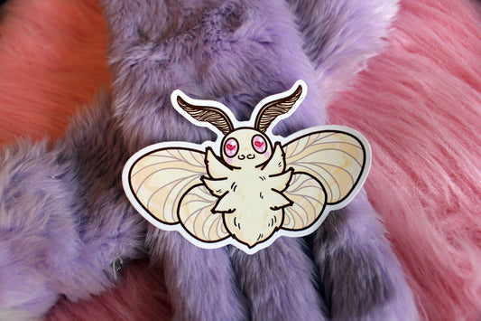 Cabbage The White Moth With Heart Eyes Sticker (7cm)