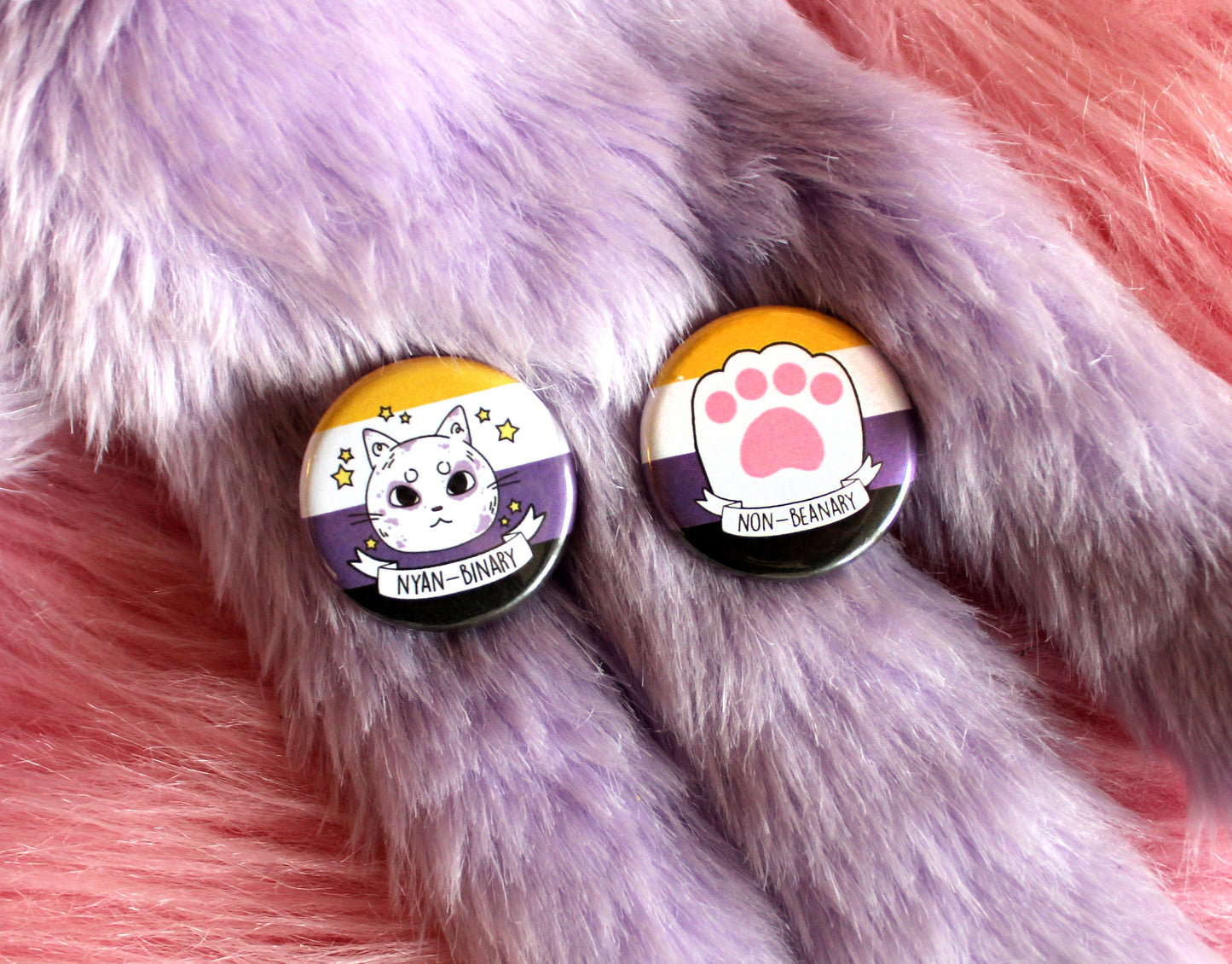 Non-Beenary Pun Badges (38mm)