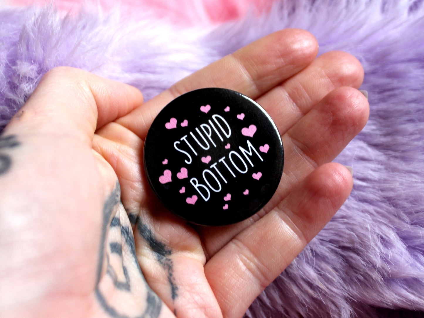 Stupid Bottom Badges (38mm)