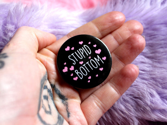 Stupid Bottom Badges (38mm)