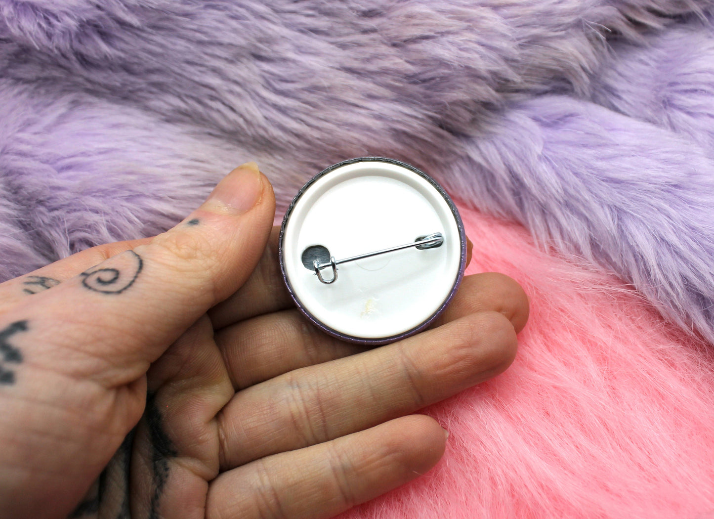 No Thoughts Head Empty Frog Badge (38mm) - meme froggy toad badge