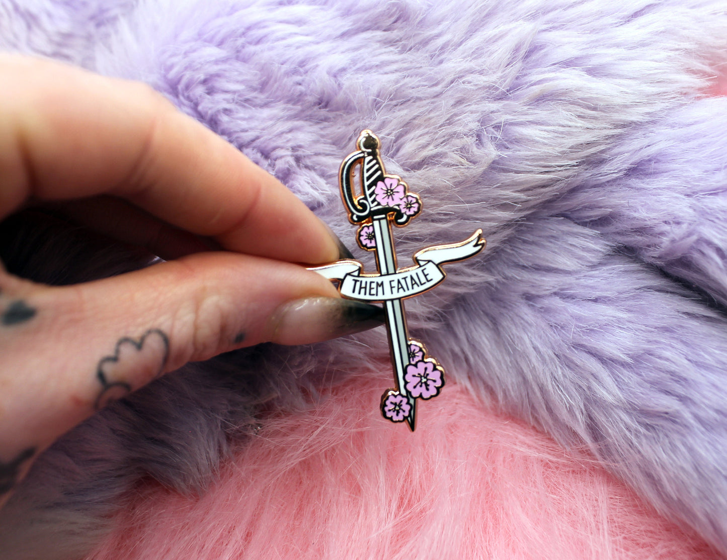 Them Fatale Rapier Sword Enamel Pin (A Grade, Hard, Rose Gold) - Sakura Blades Pin
