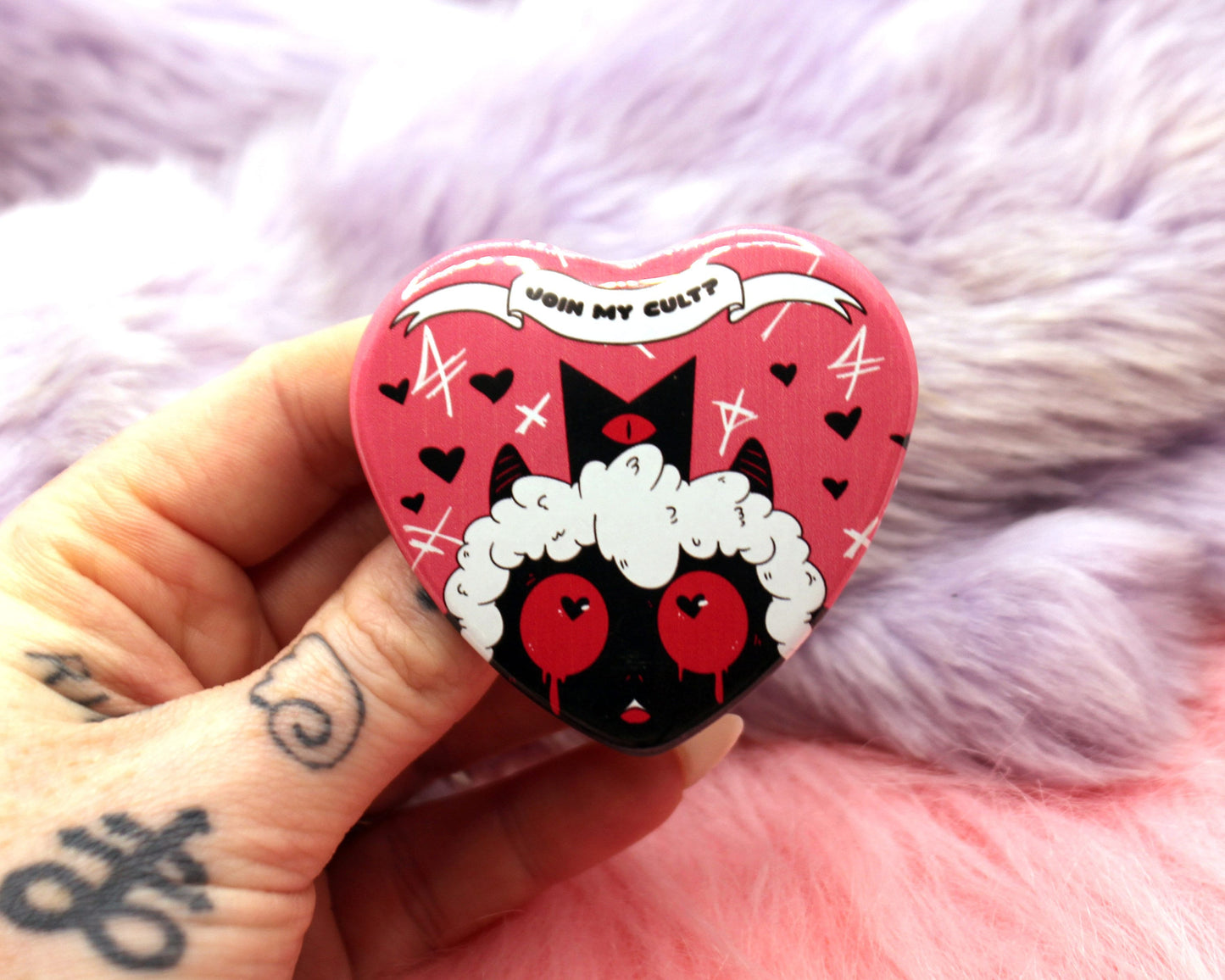 Cult of the Lamb Heart Badge (55mm)