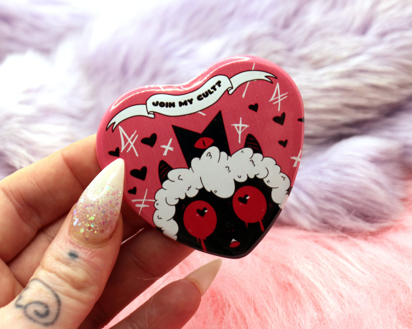 Cult of the Lamb Heart Badge (55mm)