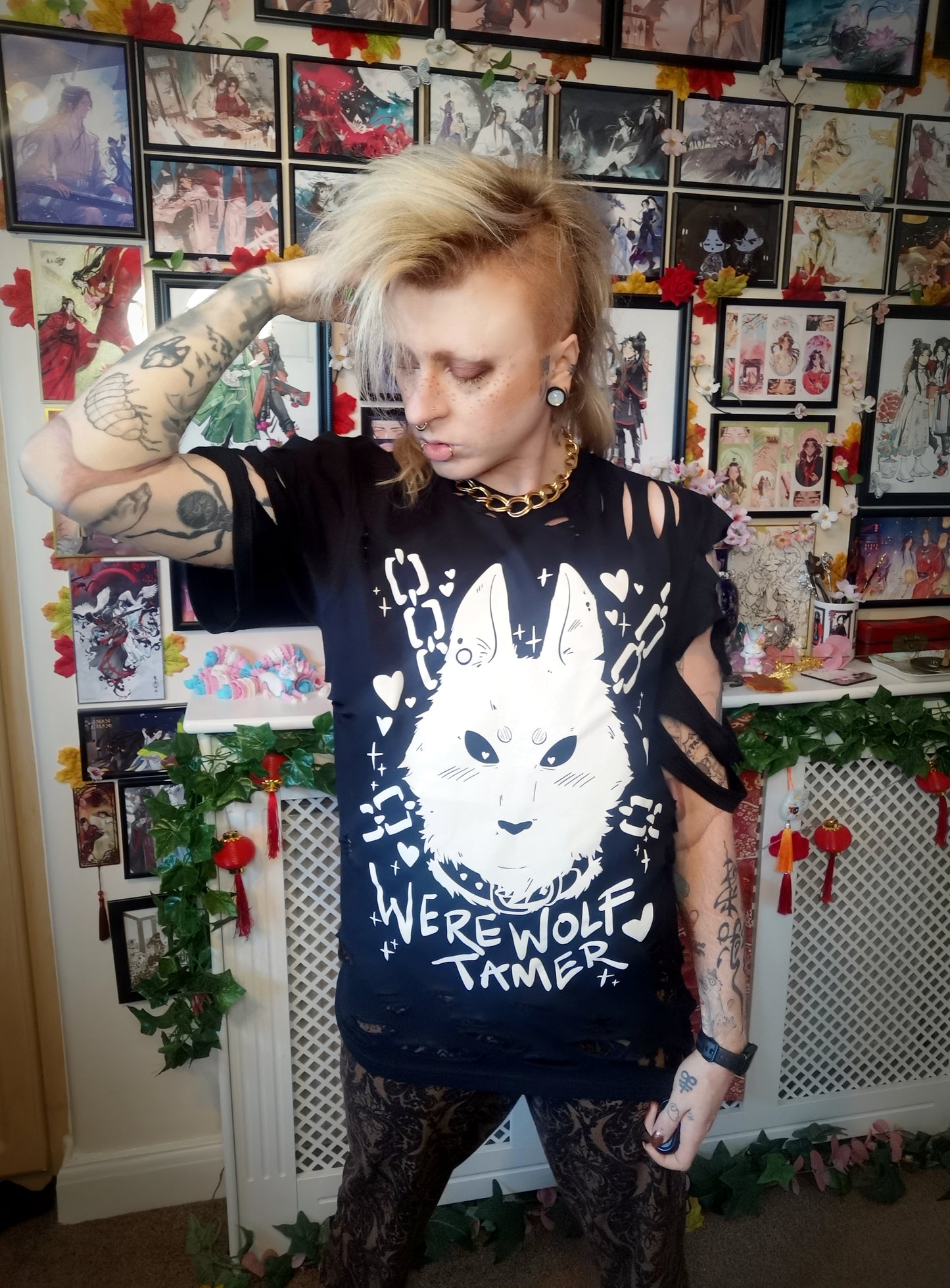 Black Werewolf Tamer T-shirt