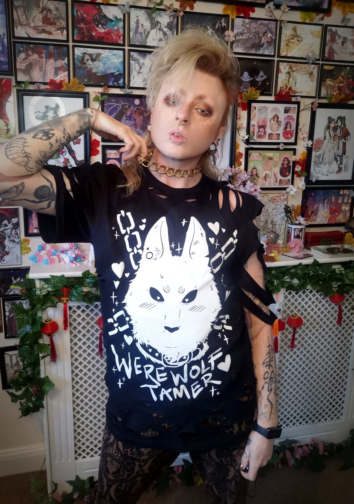 Black Werewolf Tamer T-shirt