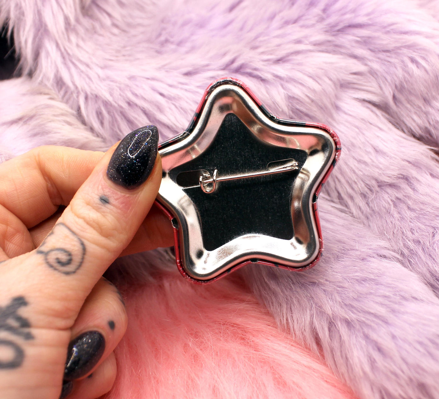 No.1 Cult Leader Cult of the Lamb Star Badge (55mm)