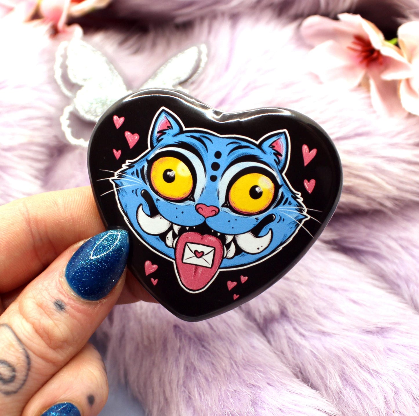 Kpop Demon Hunters Derpy Tiger Heart Badge (55mm)