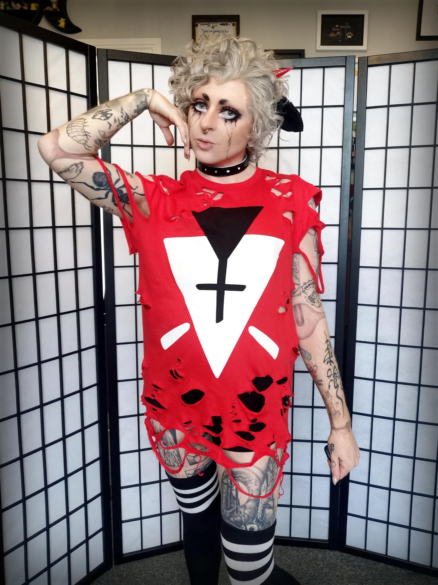 Cult of the Lamb Cultist Follower T-shirt (Sizes S-4XL)