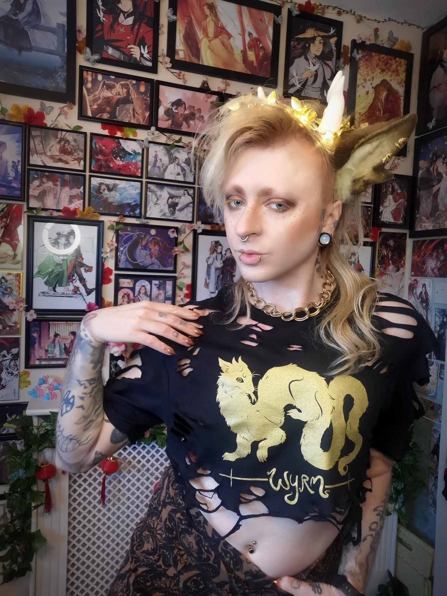 Gold Wyrm on Black T-shirt (Sizes: S-4XL)