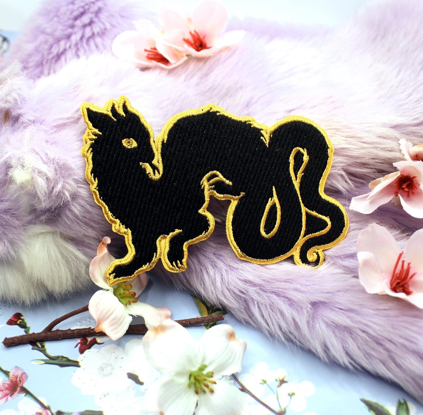 Black and Gold Wyrm Iron-On Patch (10cm)