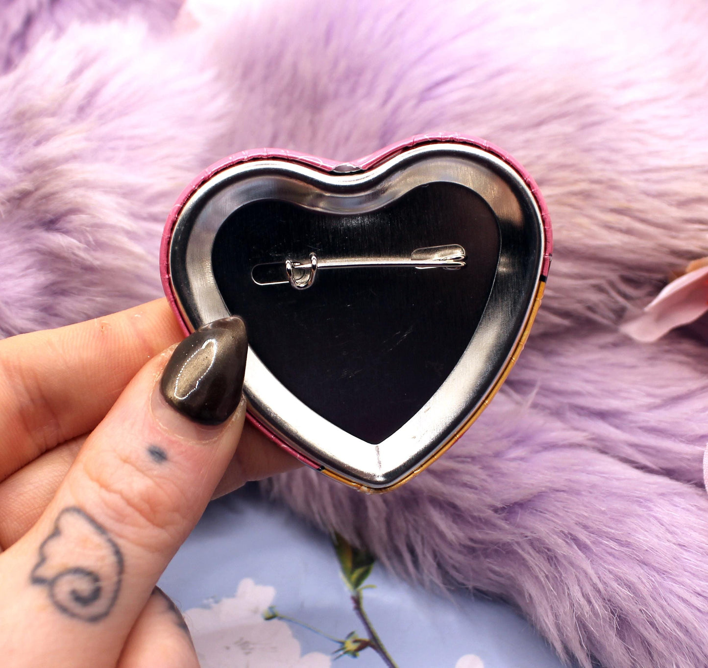 Pombon Puppy Pokemon Sparkly Heart Badge (55mm)