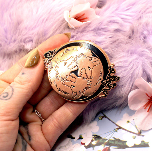 Gold 3 Wolf Moon Enamel Pin (A Grade)