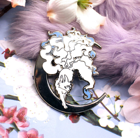 Silver Moon Fox Enamel Pin (A Grade)