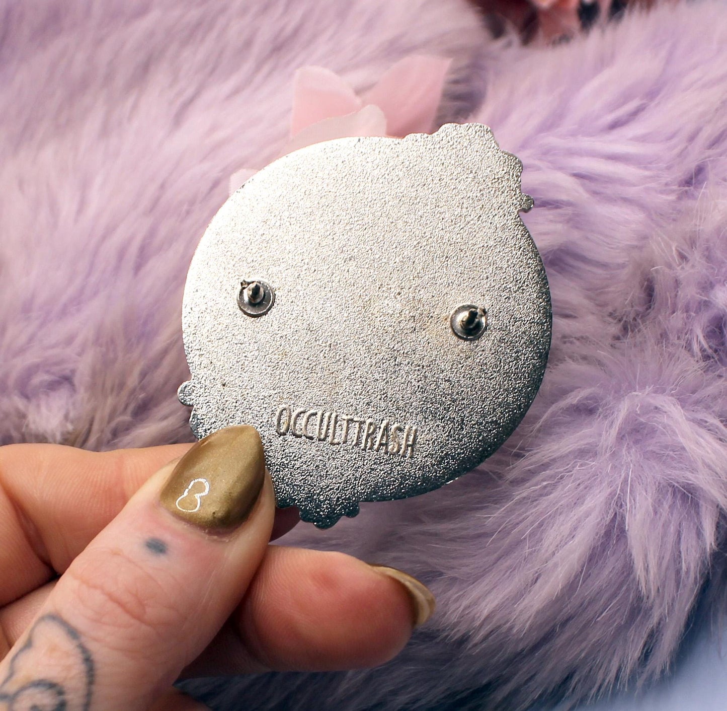 Silver 3 Wolf Moon Enamel Pin (A Grade)