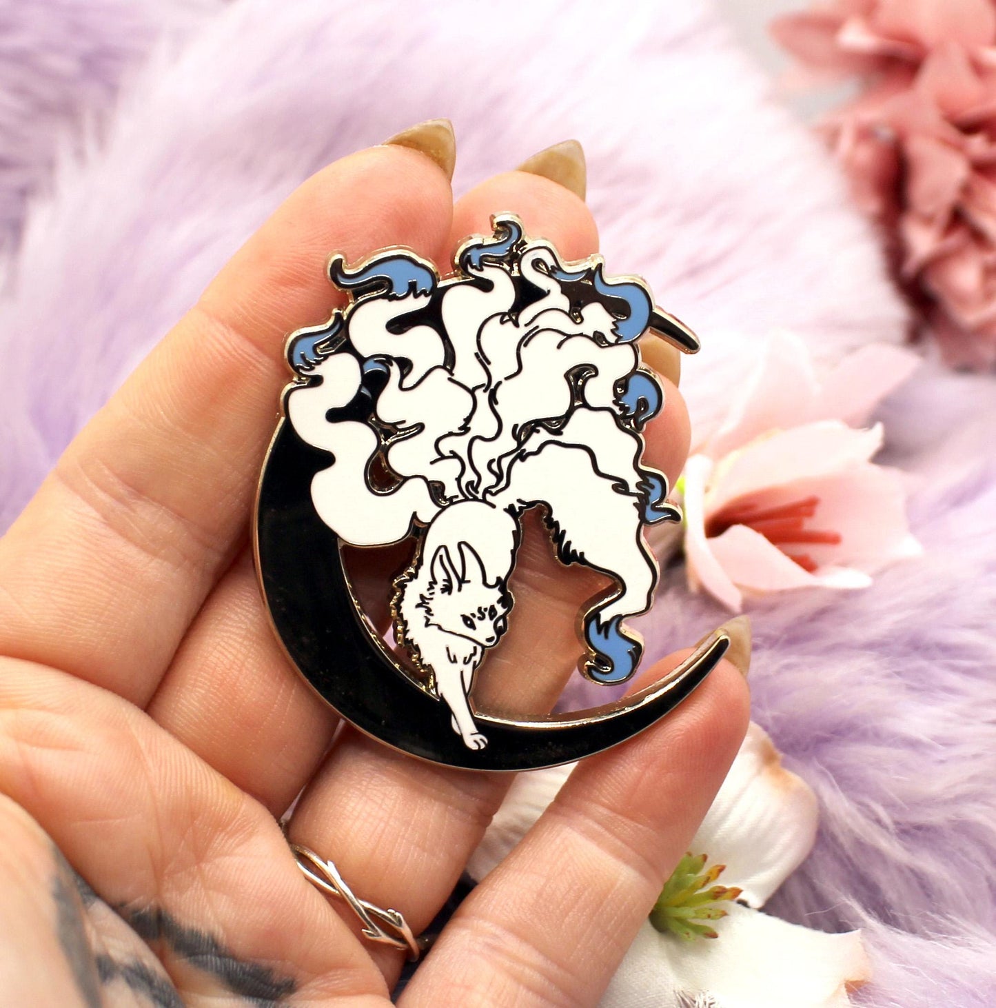 Silver Moon Fox Enamel Pin (A Grade)