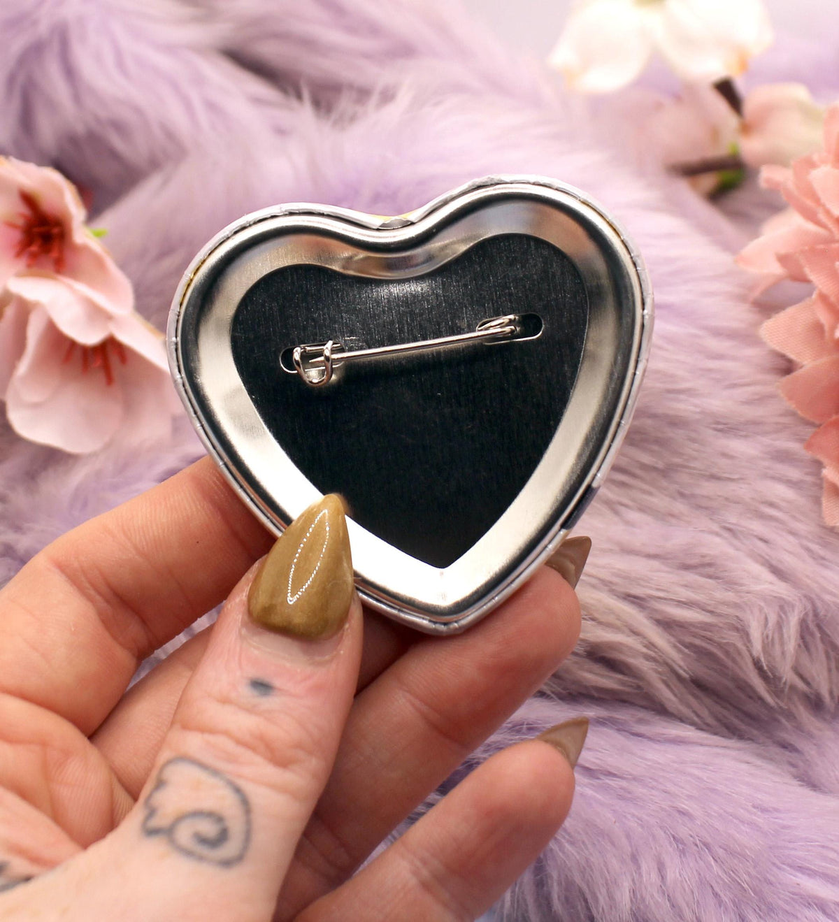 Shizun MXTX Danmei Inspired Heart Badge (55mm)