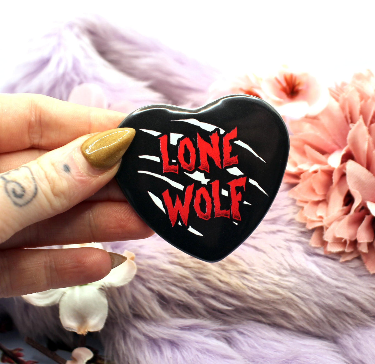 Lone Wolf Heart Badge (55mm)