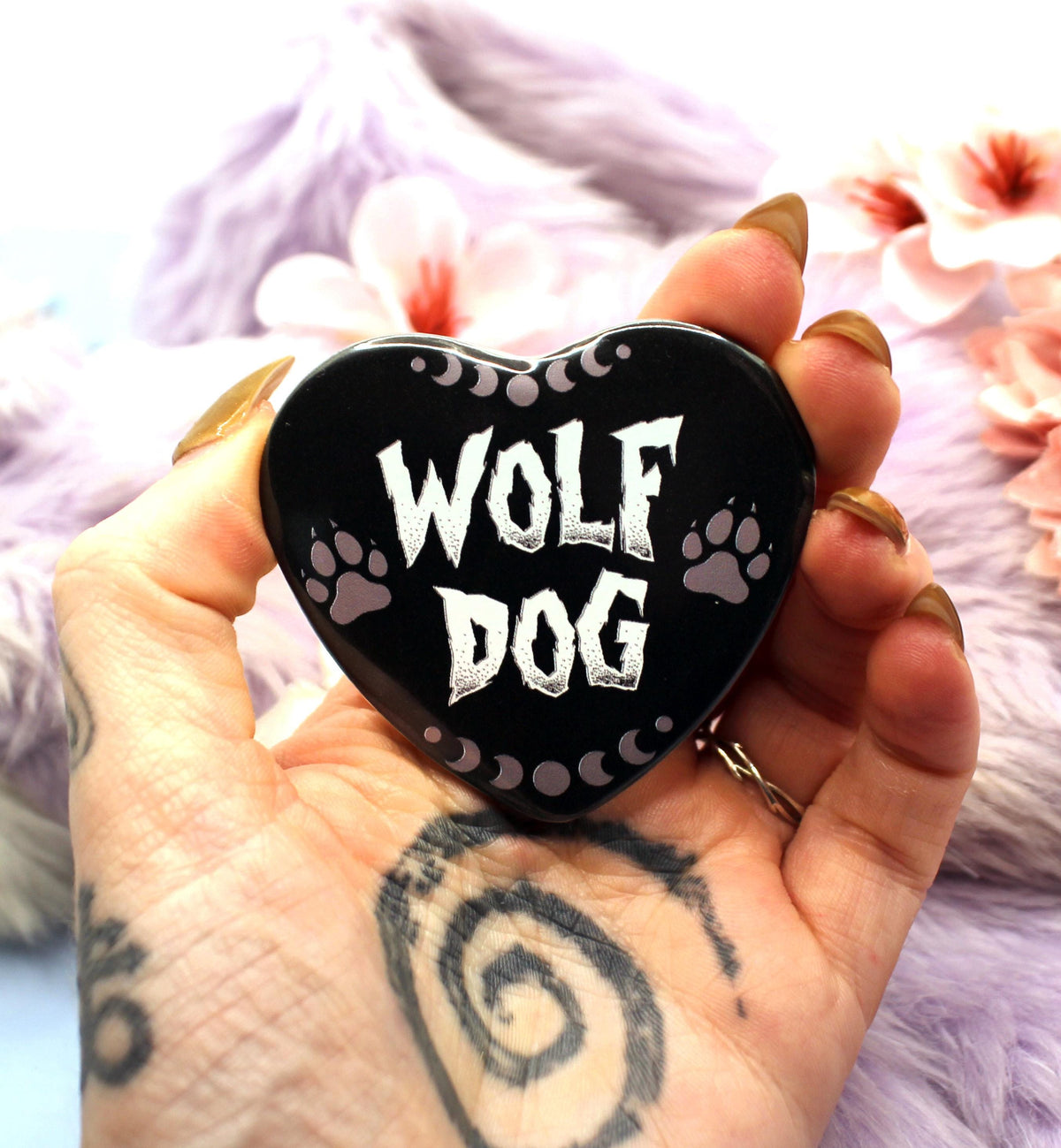 Wolf Dog Heart Badge (55mm)